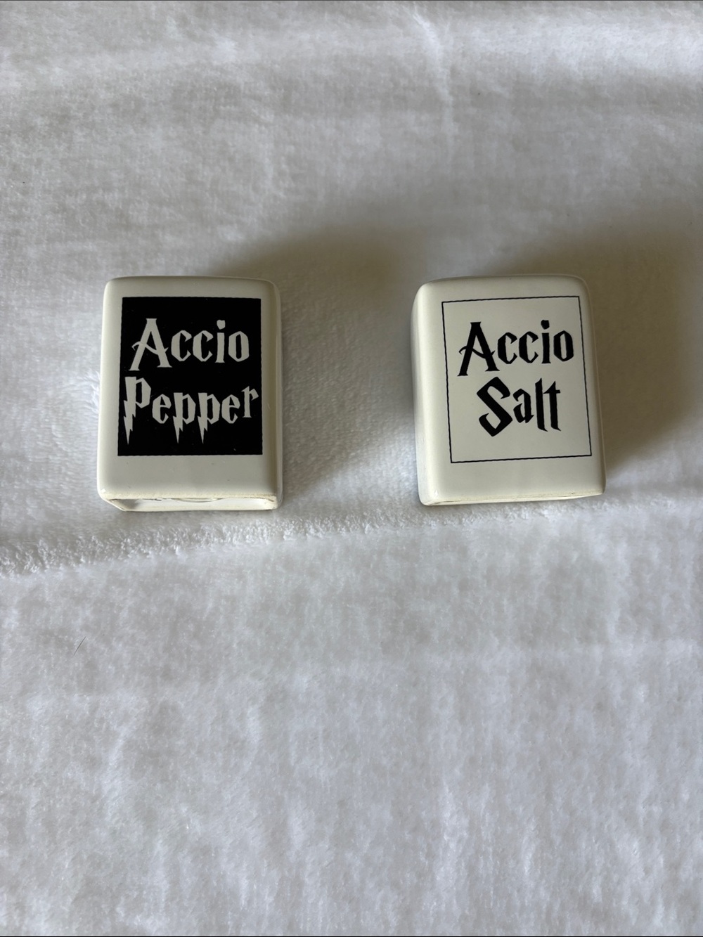 Harry Potter theme Accio Salt & Pepper Shakers - White Novelty Set